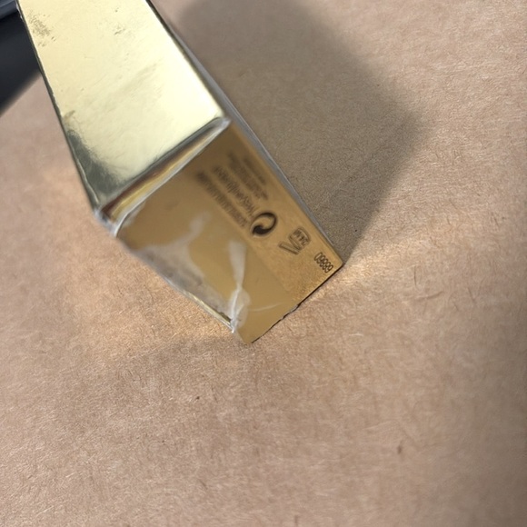 NIB [Yves Saint Laurent] Ombre Solo Radiance Eyeshadow #04 in Midnight Purple - Picture 14 of 15